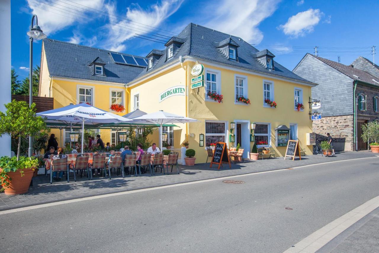 Hotel Zur Post Mulheim an der Mosel Exterior foto