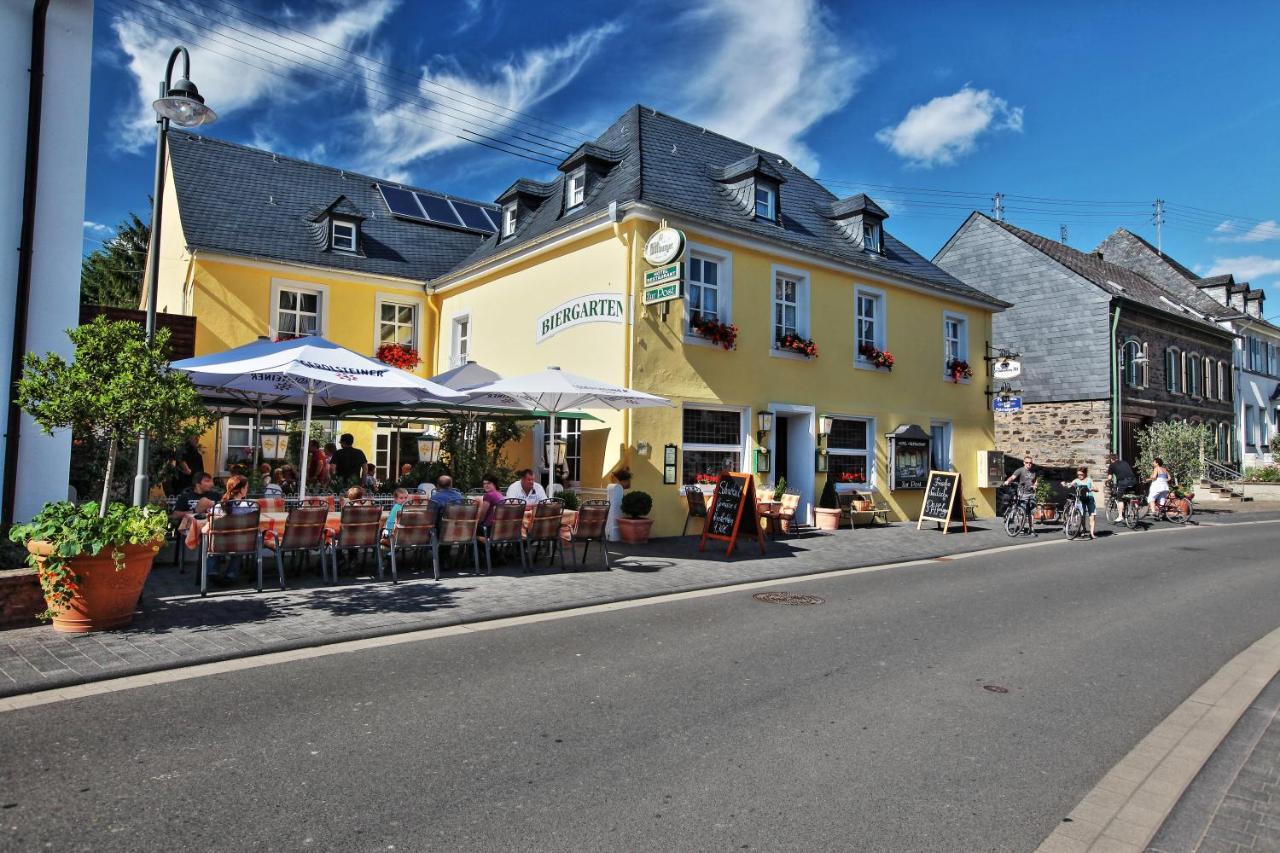 Hotel Zur Post Mulheim an der Mosel Exterior foto