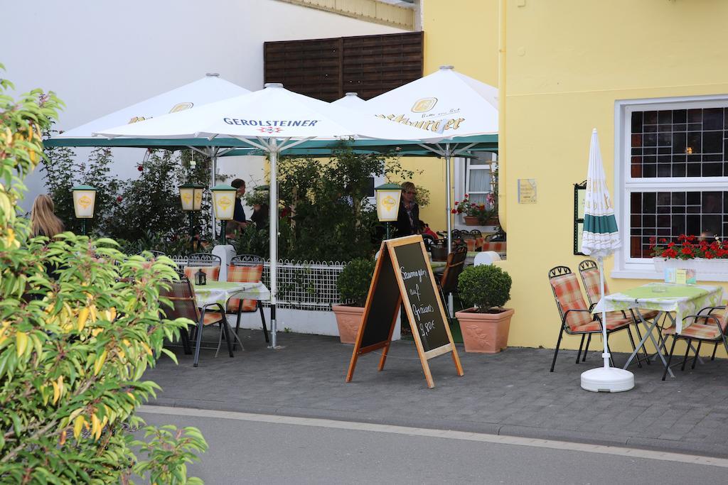 Hotel Zur Post Mulheim an der Mosel Exterior foto