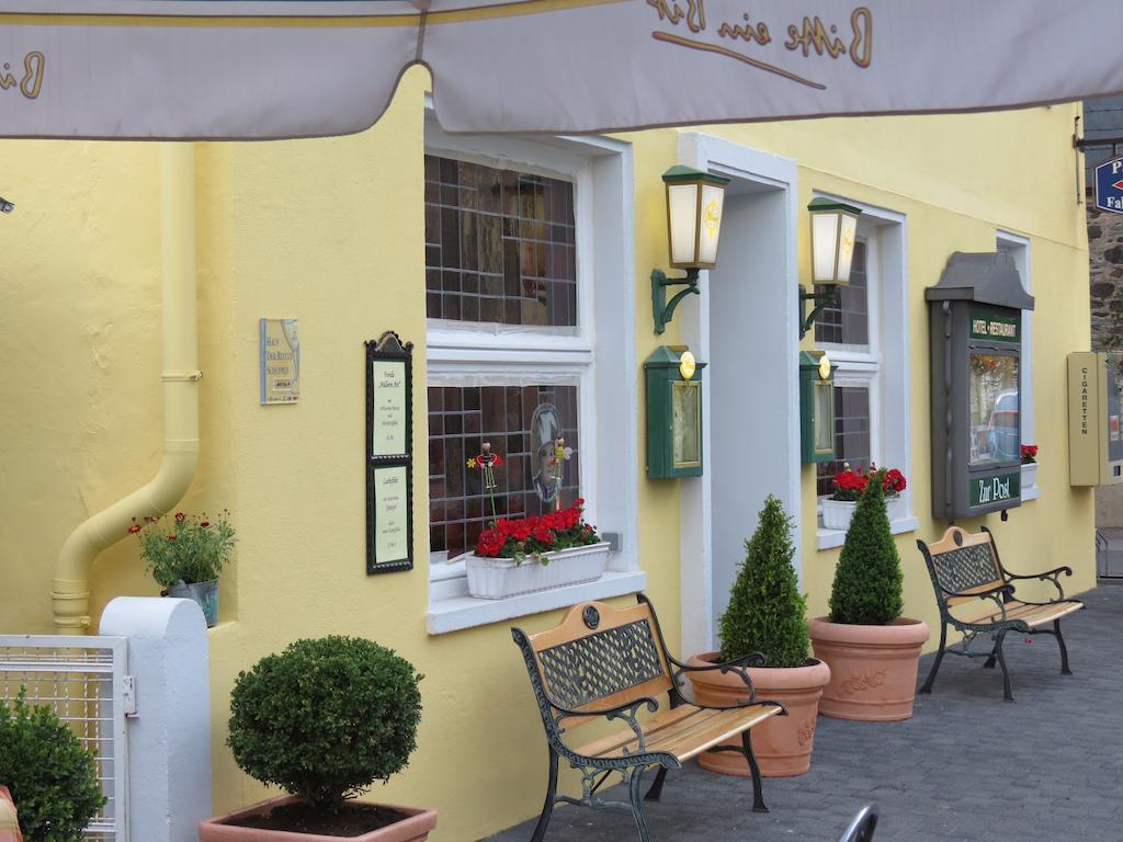 Hotel Zur Post Mulheim an der Mosel Exterior foto